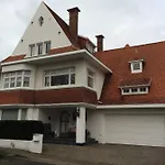 Esprit De Bed & Breakfast De Panne