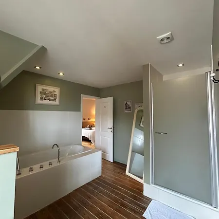 Esprit De Bed & Breakfast De Panne