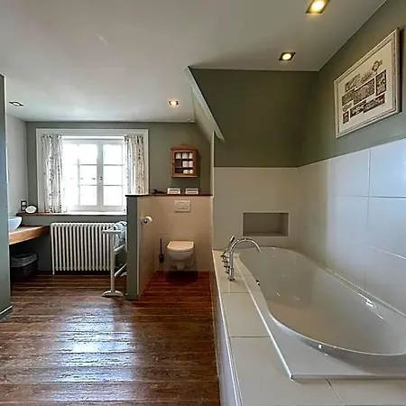 Bed & Breakfast Esprit De 4*
