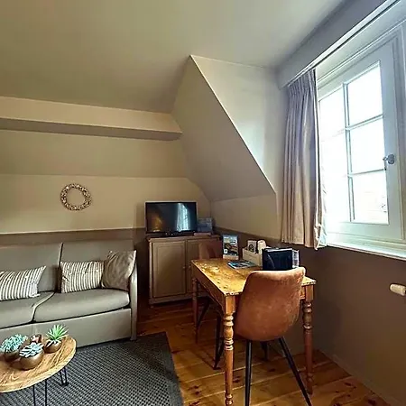 Bed & Breakfast Esprit De 4*