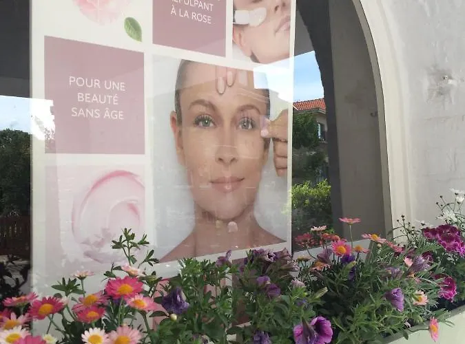 Esprit De Bed & Breakfast